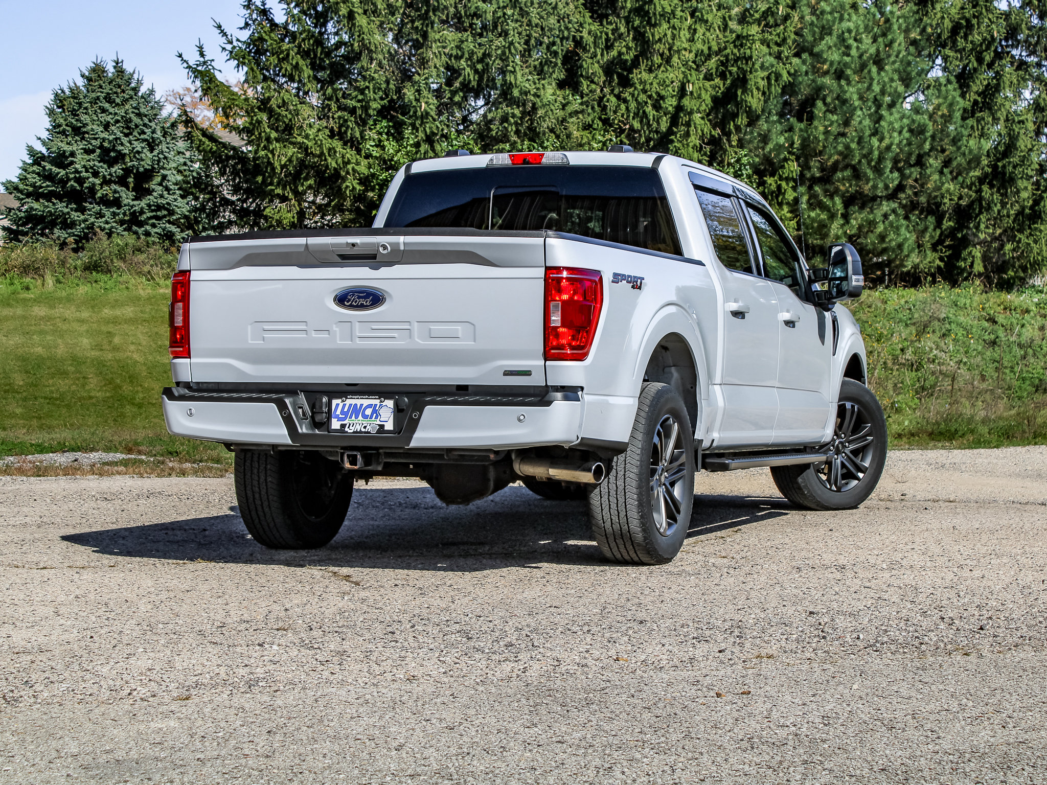 Used 2022 Ford F150 XLT w/ Equipment Group 302A High AWD/4WD image 12