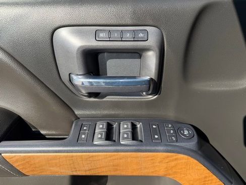 Used 2018 Chevrolet Silverado 1500 LTZ w/ LTZ Plus Package image 25