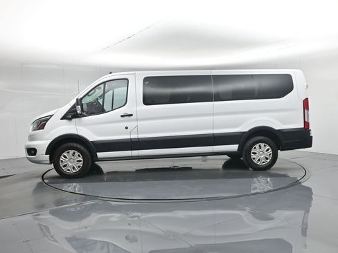 Used 2023 Ford Transit 350 XLT image 30