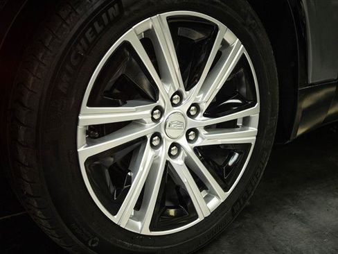 Used 2024 Cadillac Lyriq Tech AWD/4WD image 3