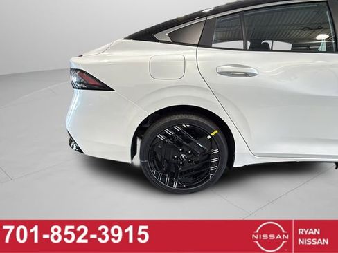 New 2026 Nissan Sentra SR w/ SR All Weather Package FWD image 21