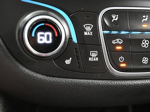Used 2019 Chevrolet Equinox Premier AWD/4WD image 12