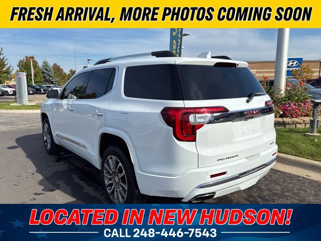 Used 2023 GMC Acadia Denali w/ Denali Technology Package AWD/4WD image 2