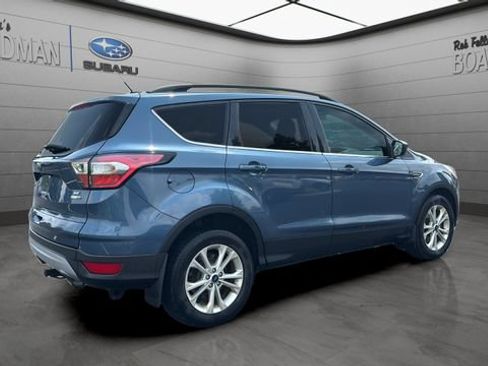 Used 2018 Ford Escape SE AWD/4WD image 4