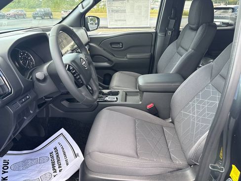New 2027 Nissan Frontier SV w/ All-Weather Content Package AWD/4WD image 12