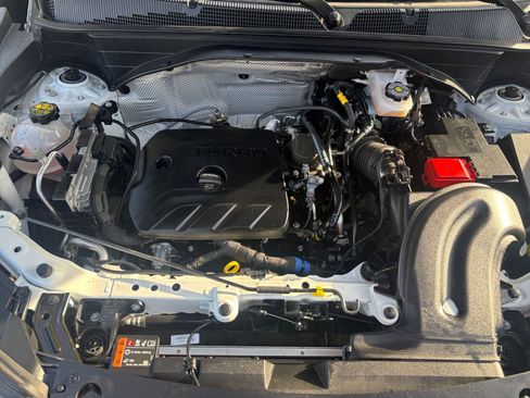 Used 2025 Chevrolet TrailBlazer LT image 30