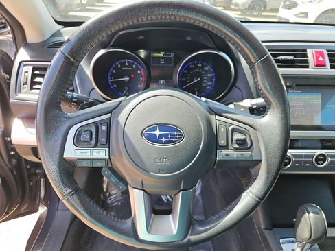 Used 2016 Subaru Outback 2.5i Limited AWD/4WD image 13