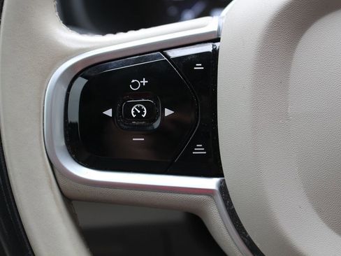 Used 2021 Volvo XC90 T6 Inscription image 22