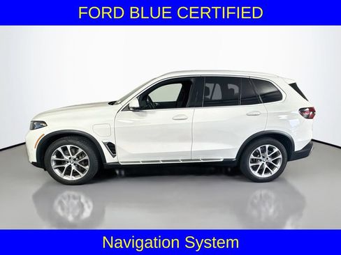 Used 2025 BMW X5 xDrive50e AWD/4WD image 11