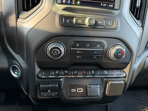 Used 2024 Chevrolet Silverado 2500 Custom w/ Custom Value Package image 21