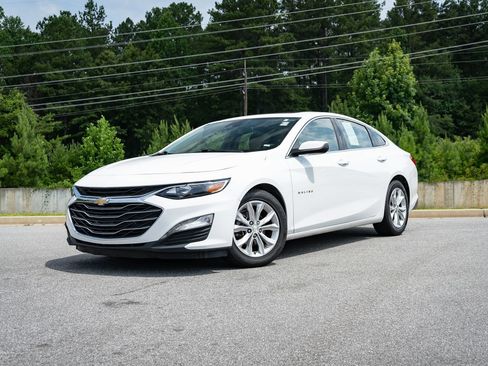 Used 2024 Chevrolet Malibu LT FWD image 1