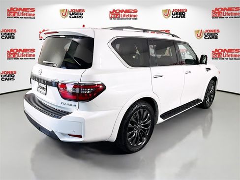 Certified 2024 Nissan Armada Platinum w/ Captain's Chairs Package image 18