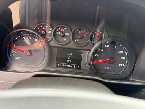 Used 2020 Chevrolet Silverado 1500 Custom w/ Custom Value Package AWD/4WD image 11