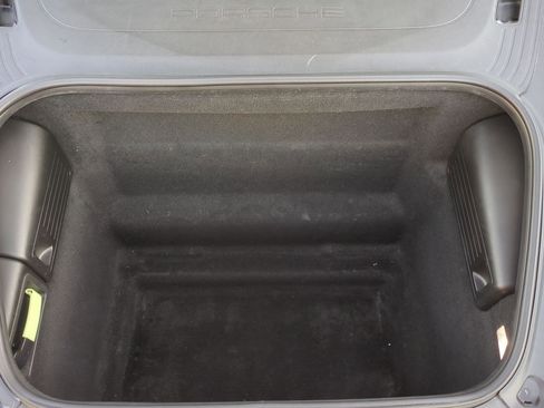 Used 2018 Porsche 718 Cayman image 26