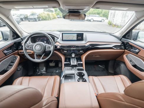 Used 2022 Acura MDX w/ Technology Package AWD/4WD image 17