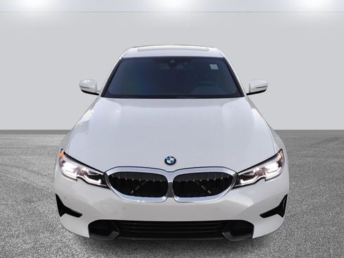Used 2021 BMW 330i Sedan w/ Convenience Package image 2