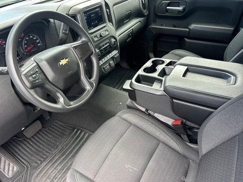 Used 2024 Chevrolet Silverado 1500 Custom RWD image 10