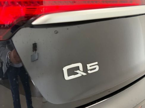 Used 2022 Audi Q5 2.0T Premium Plus AWD/4WD image 4