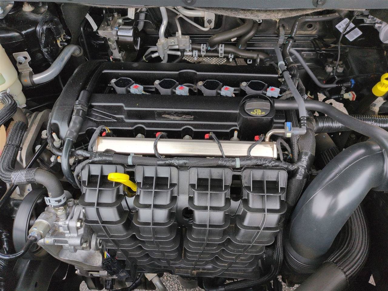 Used 2019 Dodge Journey SE FWD image 36