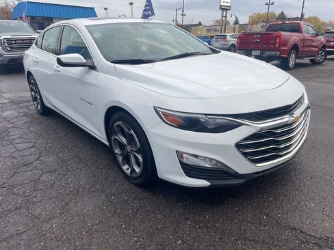Certified 2024 Chevrolet Malibu LT image 3