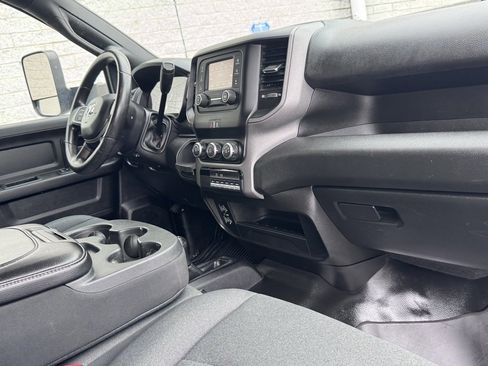 Used 2022 RAM 3500 Tradesman image 15