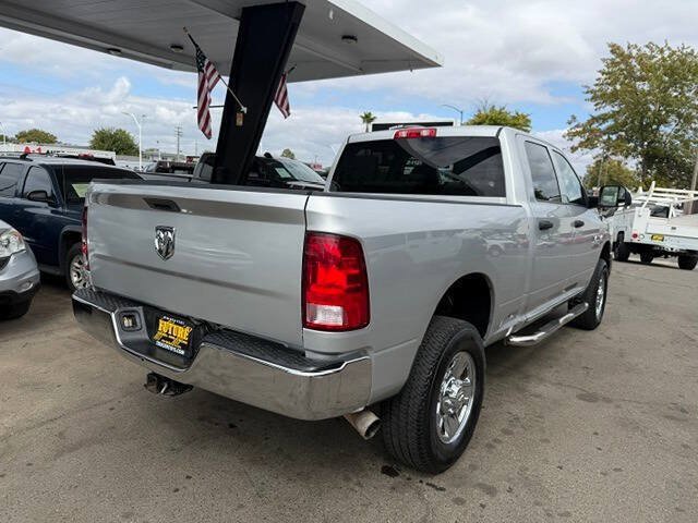 Used 2015 RAM 2500 Tradesman w/ Chrome Appearance Group AWD/4WD image 42