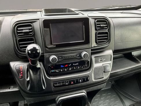 Used 2025 RAM ProMaster 2500 w/ U-Haul Equipment Group FWD image 10