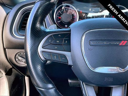 Used 2019 Dodge Challenger R/T image 11