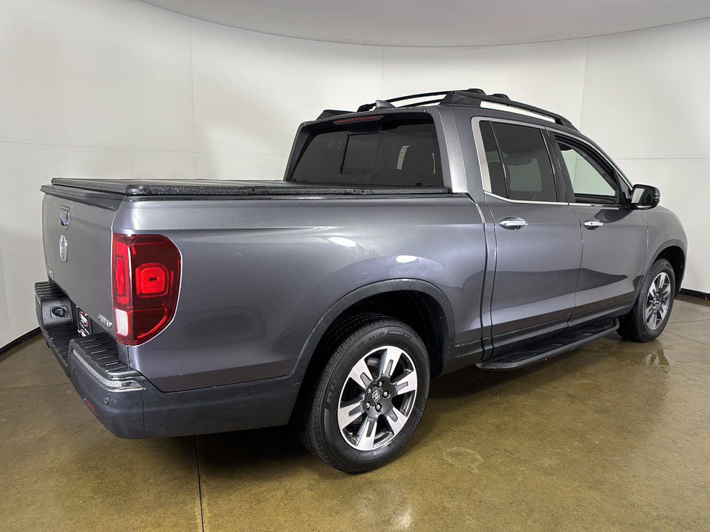 Used 2017 Honda Ridgeline RTL-E image 9