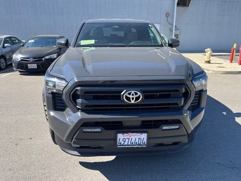 Used 2025 Toyota Tacoma SR5 RWD image 2