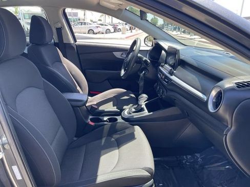 Used 2024 Kia Forte LX FWD image 25
