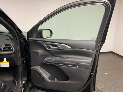 New 2026 Chevrolet Traverse LT w/ Sun and Wheel Package image 25