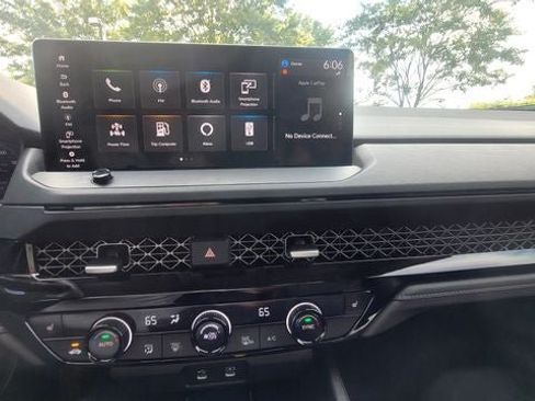 Used 2023 Honda Accord EX-L image 11