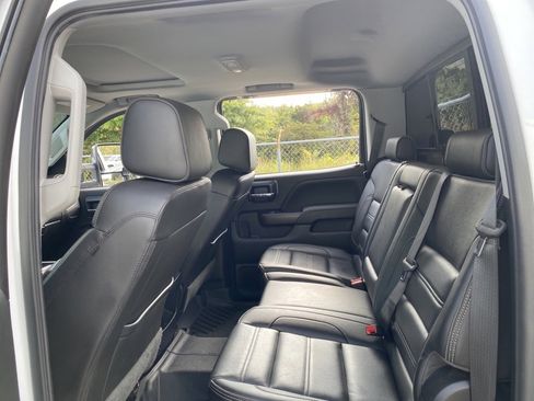 Used 2019 GMC Sierra 2500 Denali w/ Duramax Plus Package image 21