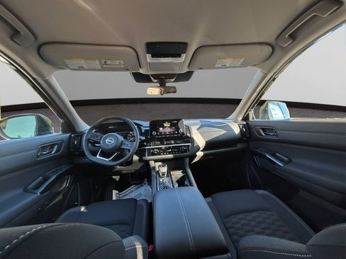 New 2025 Nissan Pathfinder SV image 26