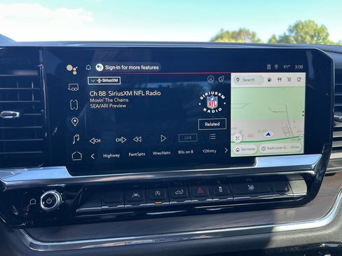 Used 2024 GMC Sierra 1500 SLT image 16