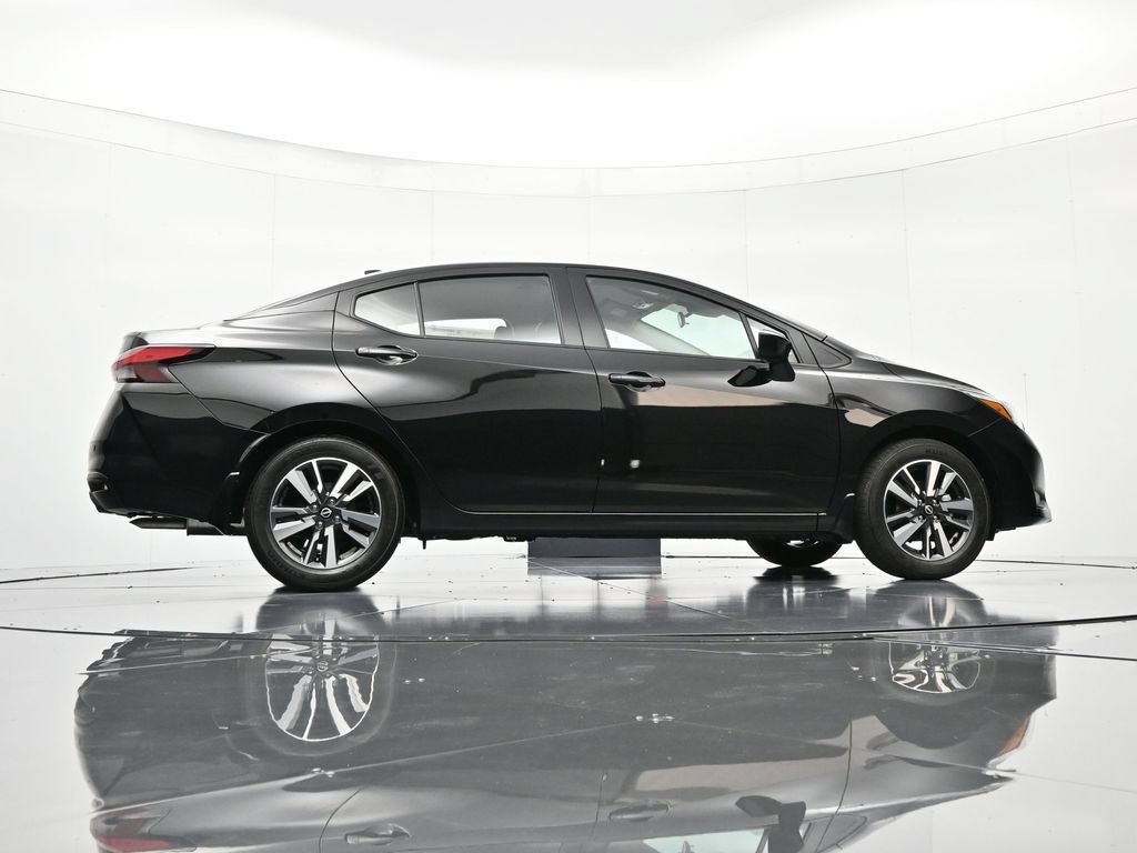 New 2025 Nissan Versa SV w/ Trunk Package FWD image 38