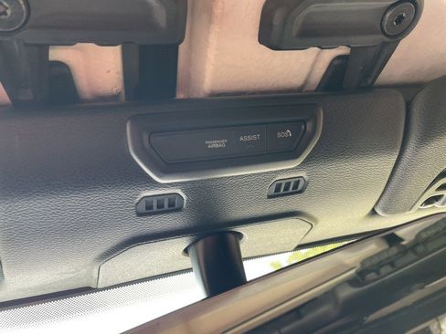 Used 2021 Jeep Wrangler Unlimited Sport image 28