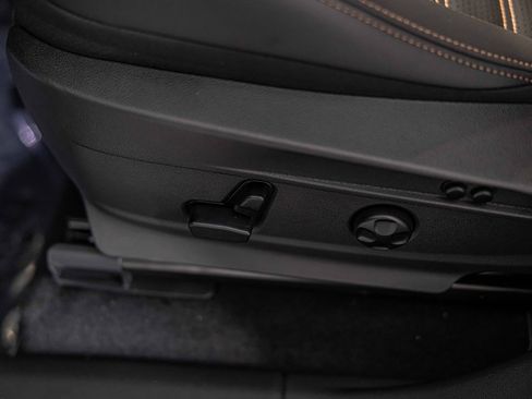 New 2025 Alfa Romeo Stelvio Sprint image 24