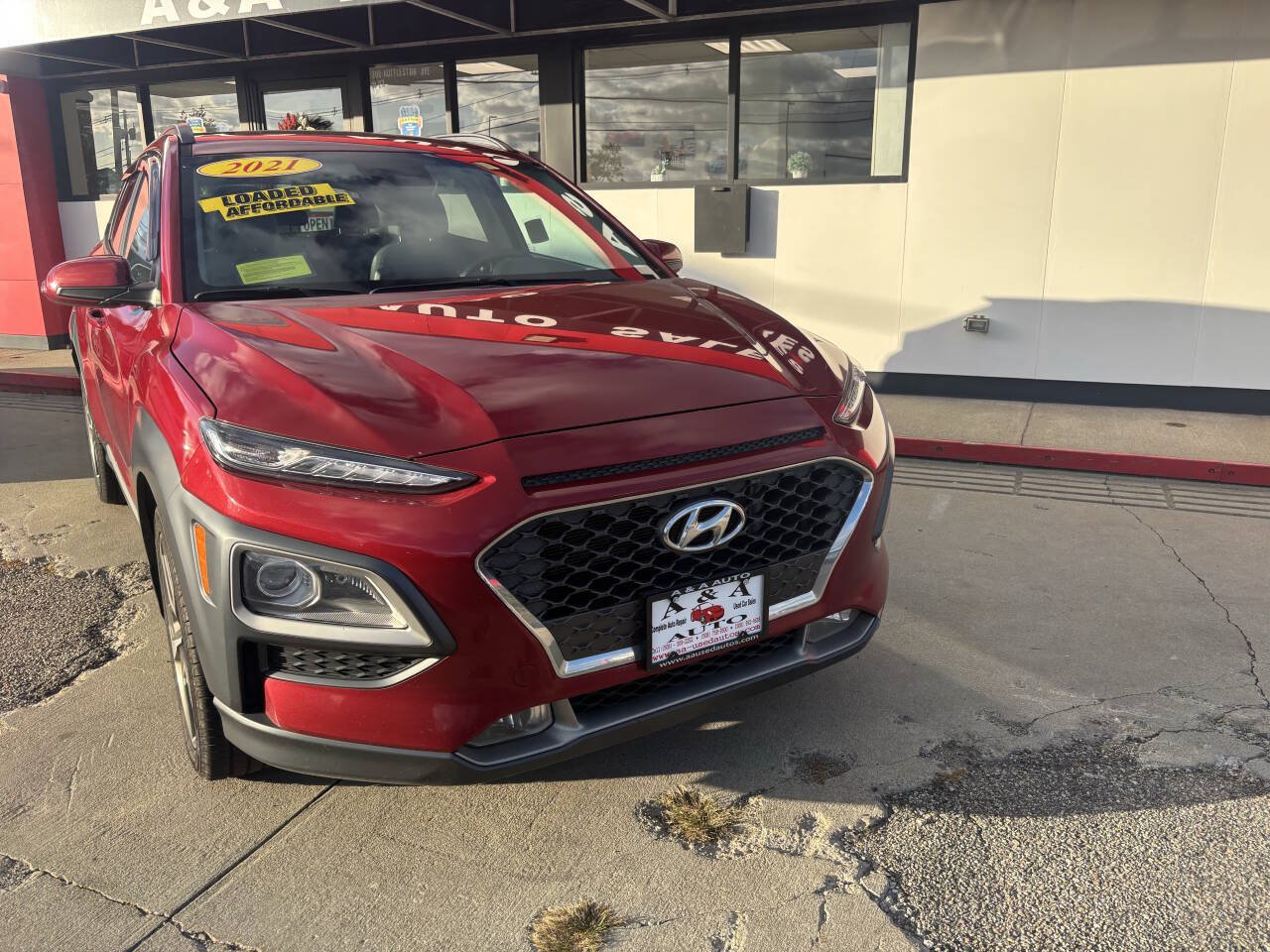 Used 2021 Hyundai Kona Limited w/ Cargo Package AWD/4WD image 20