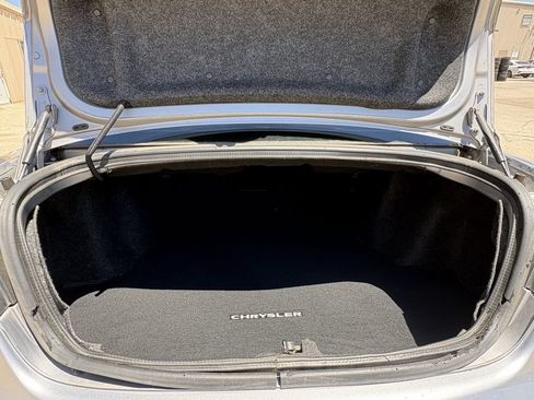 Used 2013 Chrysler 200 Touring FWD image 25