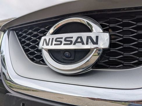 Used 2016 Nissan Maxima Platinum FWD image 10