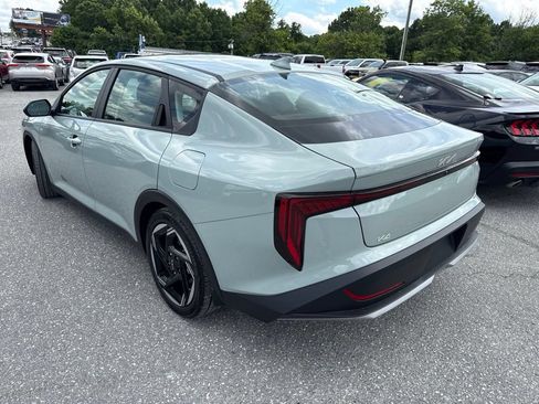 Used 2025 Kia K4 EX FWD image 4