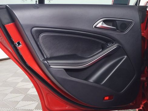 Used 2017 Mercedes-Benz CLA 250 image 13
