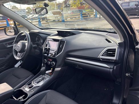 Used 2023 Subaru Forester Premium image 49