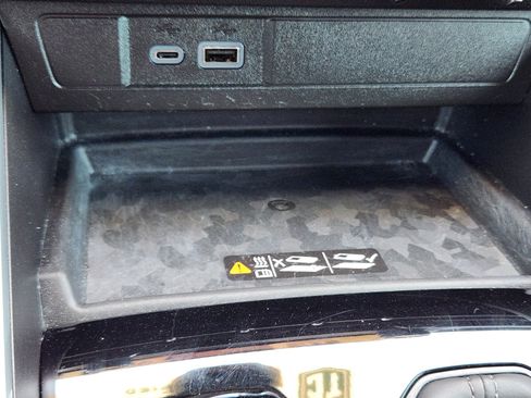 Used 2025 Chevrolet Colorado Trail Boss AWD/4WD image 16