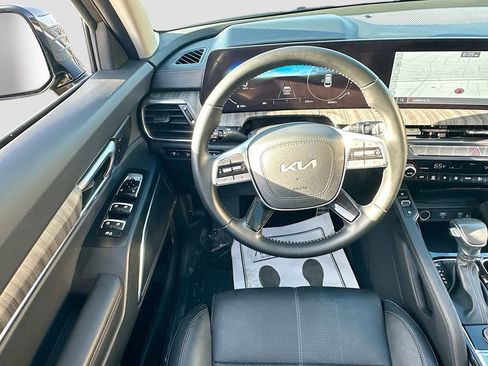 Certified 2024 Kia Telluride SX w/ Towing Package image 24