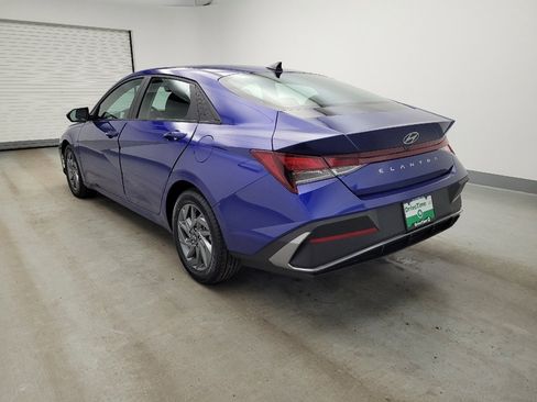 Used 2024 Hyundai Elantra SEL image 5