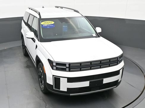 Certified 2025 Hyundai Santa Fe SEL image 39