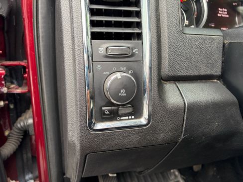 Used 2016 RAM 2500 Laramie w/ Protection Group image 27